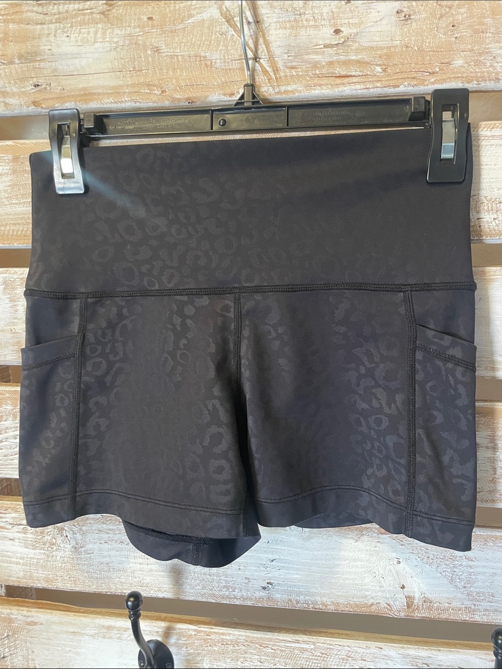 Constantly Varied Gear (CVG) Black Cheetah Workout Shorts Size XS